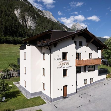 Appartements Tyrol เพทท์นอย อัม อาร์ลแบร์ก ภายนอก รูปภาพ