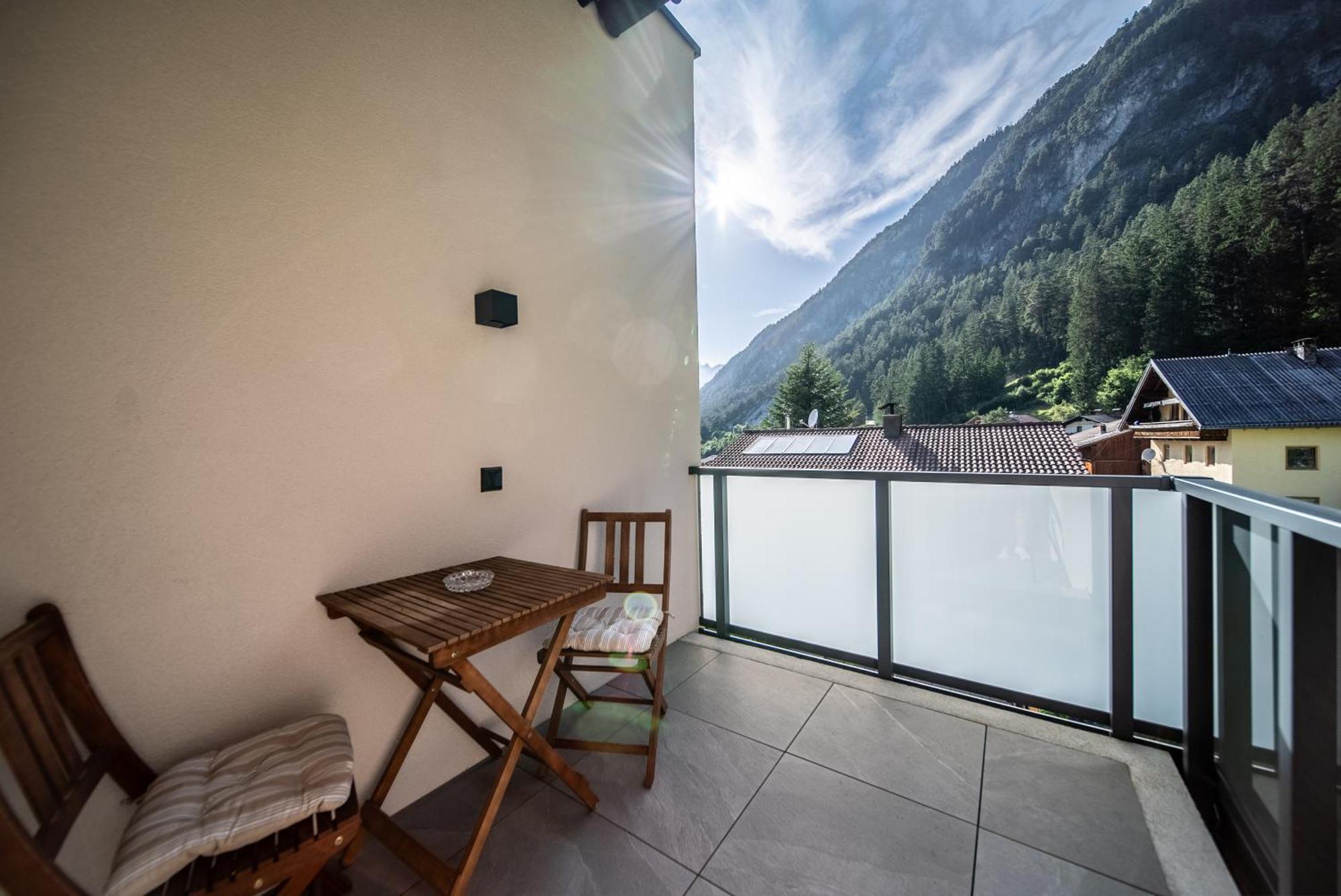 Appartements Tyrol เพทท์นอย อัม อาร์ลแบร์ก ภายนอก รูปภาพ