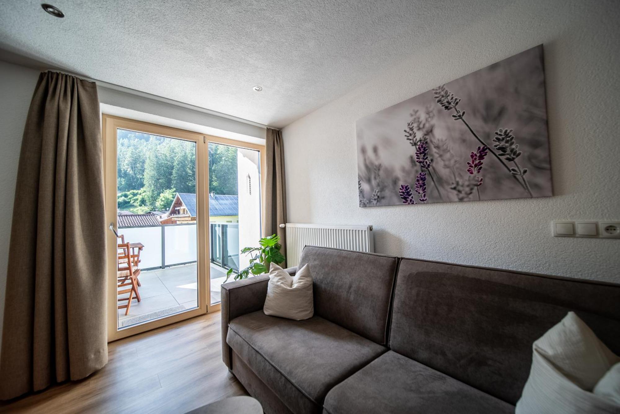 Appartements Tyrol เพทท์นอย อัม อาร์ลแบร์ก ภายนอก รูปภาพ