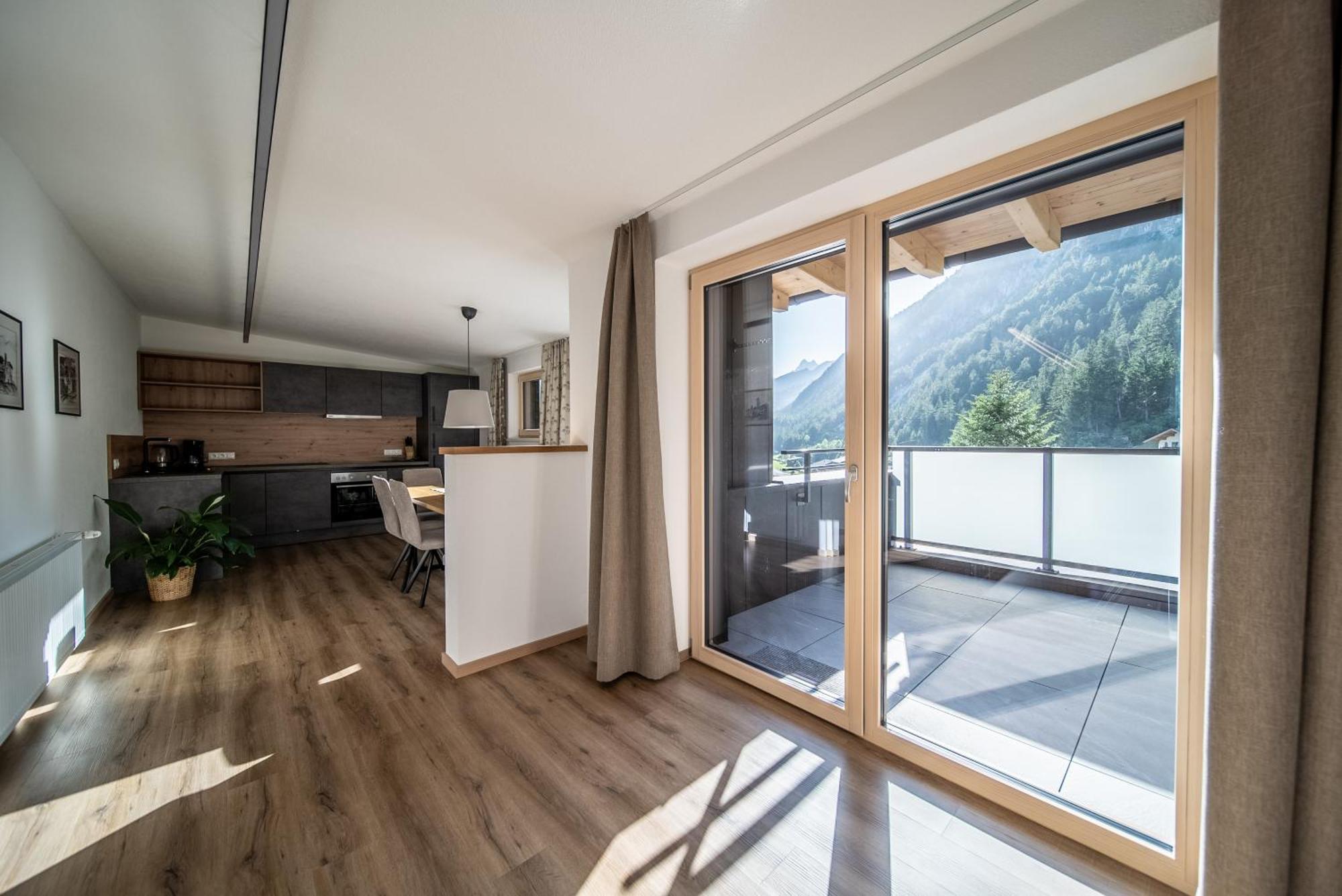 Appartements Tyrol เพทท์นอย อัม อาร์ลแบร์ก ภายนอก รูปภาพ